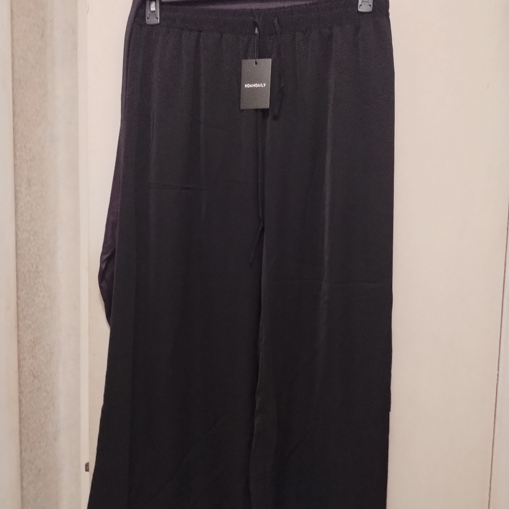 Too and pant - Picture 3 of 16